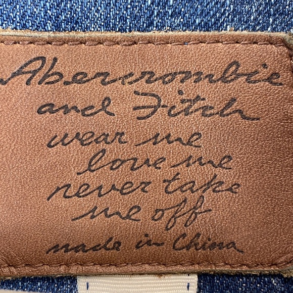 Vtg Abercrombie & Fitch distressed denim trucker jacket jr L grunge Y2K - Picture 2 of 11